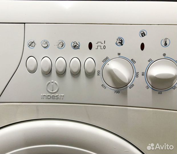 Стиральная машина Indesit бу 40 см бюджетная