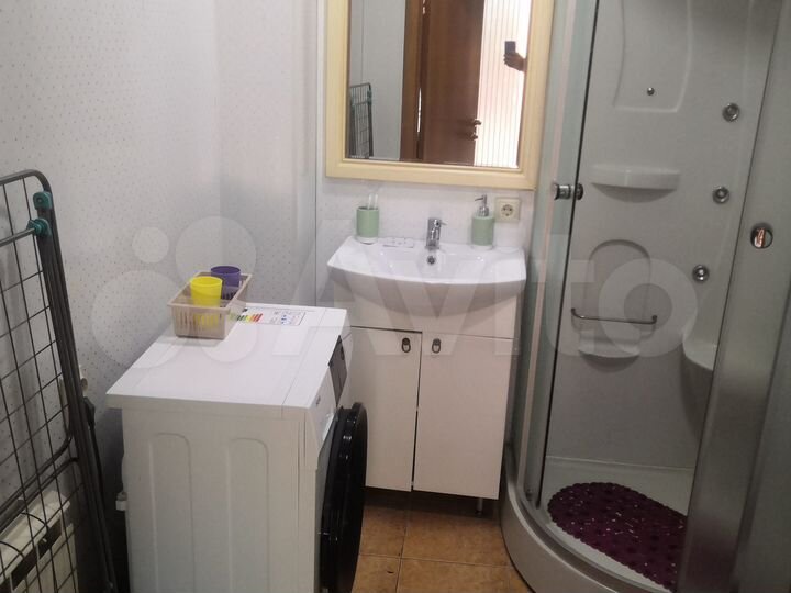 Дом 180 м² на участке 6 сот.