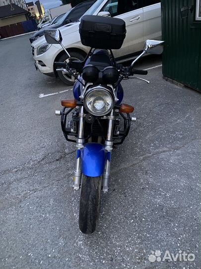 Honda CB 400 SFV