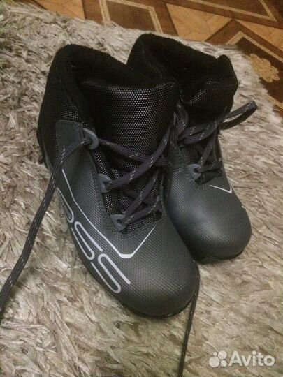 Лыжные ботинки 35 размер