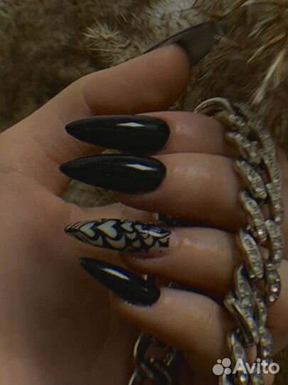 Мастер маникюра
