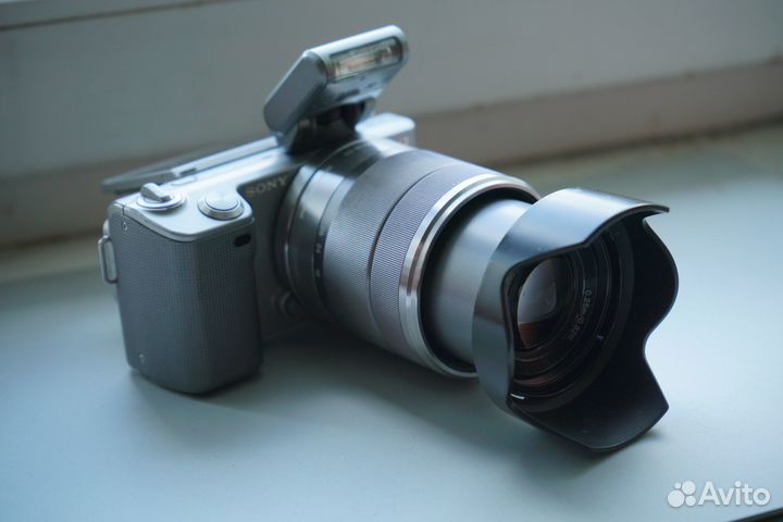 Sony NEX-5 (APS-C 1920x1080 Sony E)