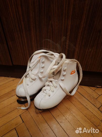 Коньки фигурные детские 27 размер