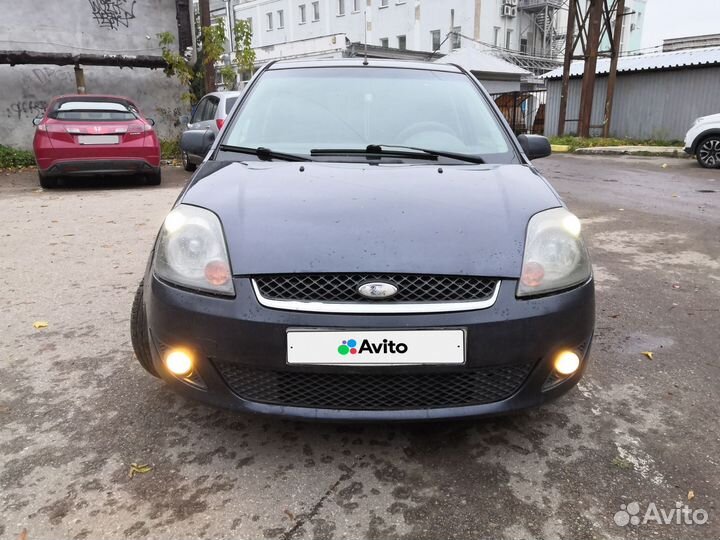 Ford Fiesta 1.6 МТ, 2006, 100 000 км
