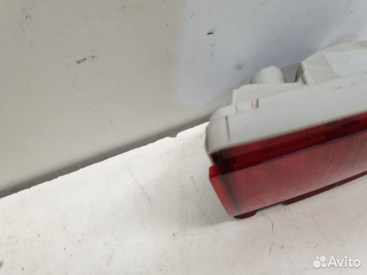 Фонарь противотуманный задний правый Toyota Land