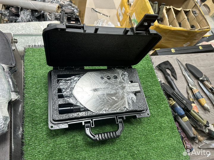 Многофункциональный нобор лопата + топор