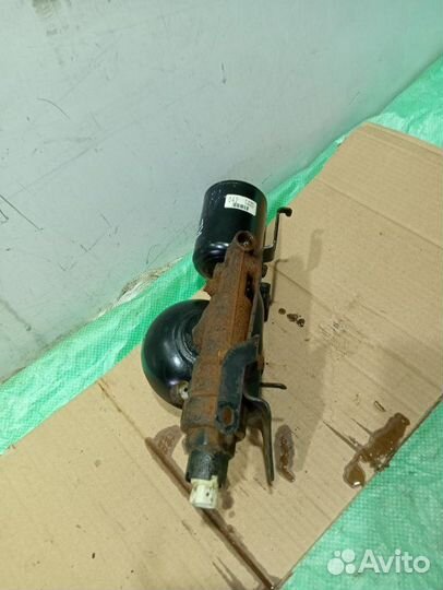 Клапан гидроподвески Lexus Lx450D 1VD-FTV 4.5 2015