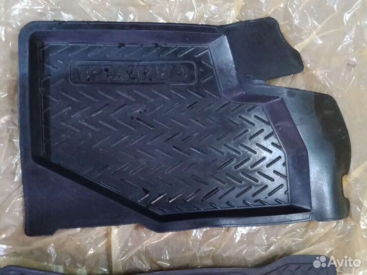Комплект автомобильных ковриков, резиновые
