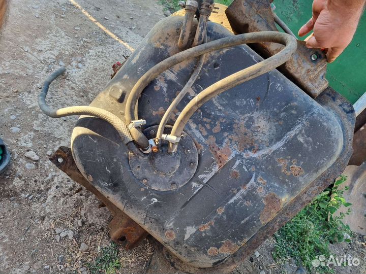 Бак на delica p35w