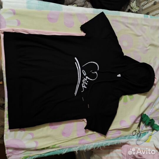 Футболки женские