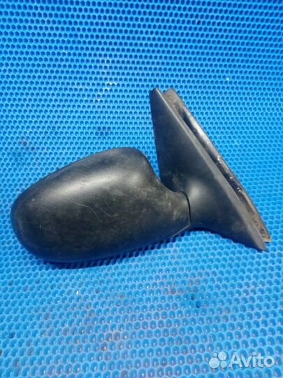 Зеркало правое Chevrolet Lanos