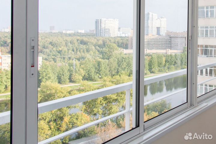 Алюминиевые окна в дом