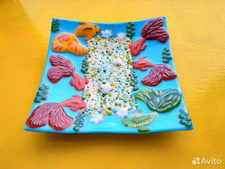 Тарелка с рыбками из стекла. Фьюзинг