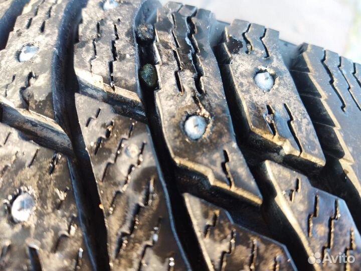 Nokian Tyres R-Truck Drive 215/55 R17