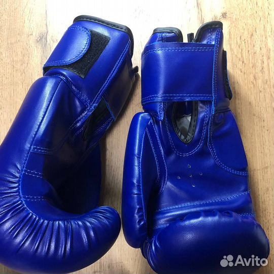 Боксерские перчатки. Пакистан