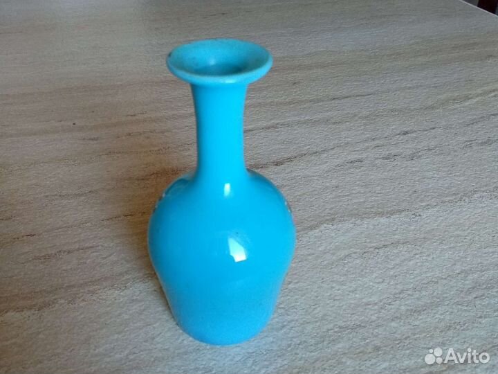 Старинные вазочки