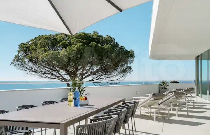 Коттедж 250 м² на участке 10 сот.