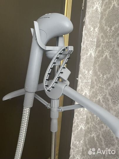 Отпариватель для одежды вертикальный