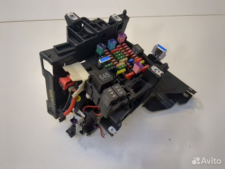 Блок предохранителей Volkswagen Atlas, 2019