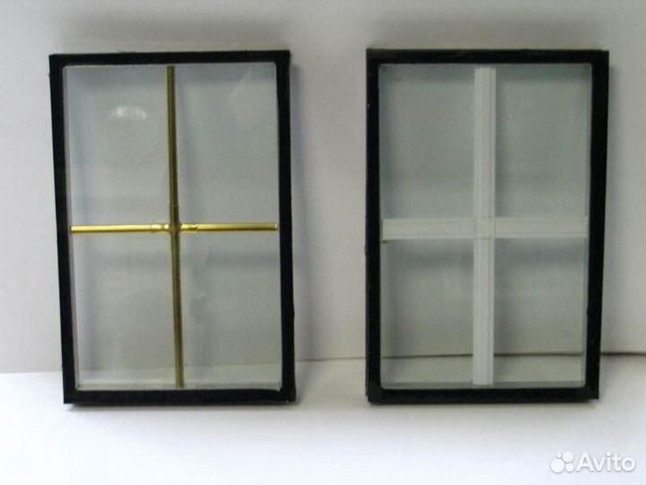 Дверь входная со шпросом 1000*2100