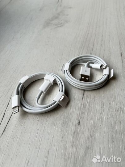 Кабель для зарядки iPhone