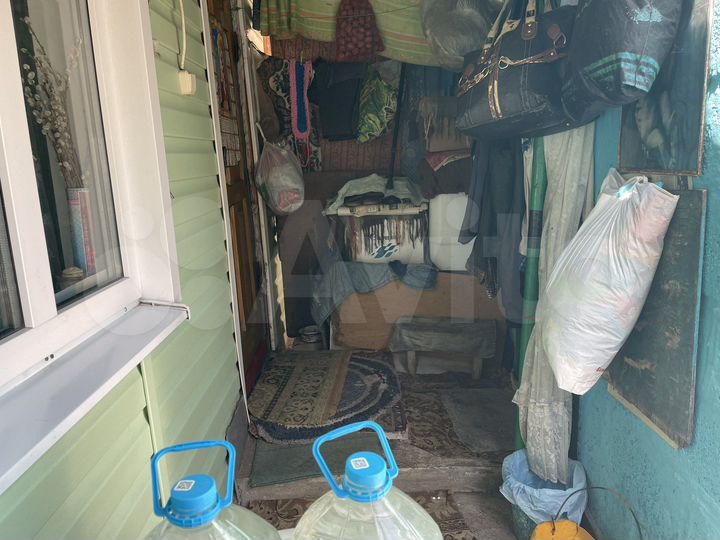 Дом 20 м² на участке 1 сот.