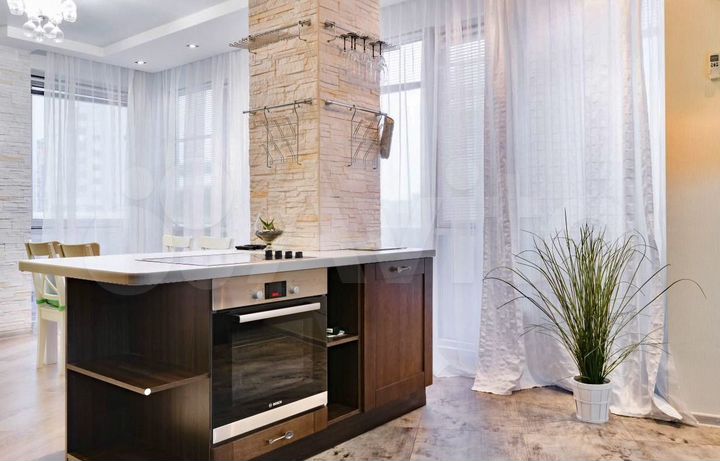 2-к. квартира, 95 м², 8/16 эт.