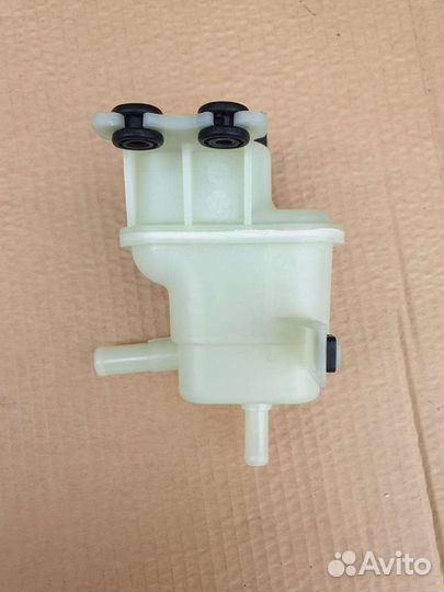 Бачок Гур Cobalt Ravon R4 Aveo T300