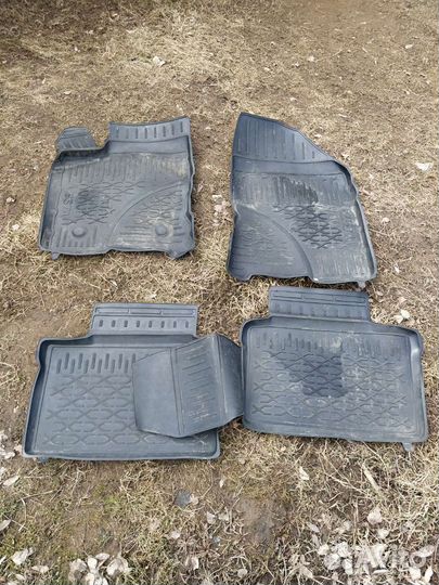 Ковры в салон автомобиля