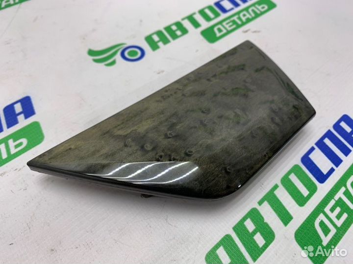 Накладка декоративная двери передняя правая