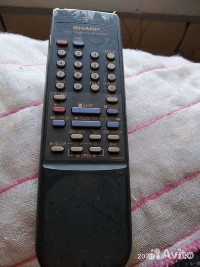 Видеомагнитофон sharp с пультом