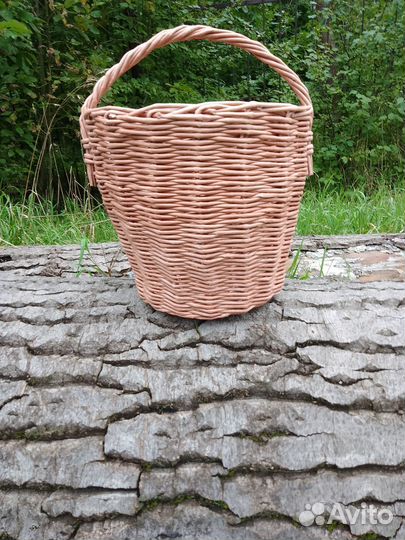 Корзина плетеная