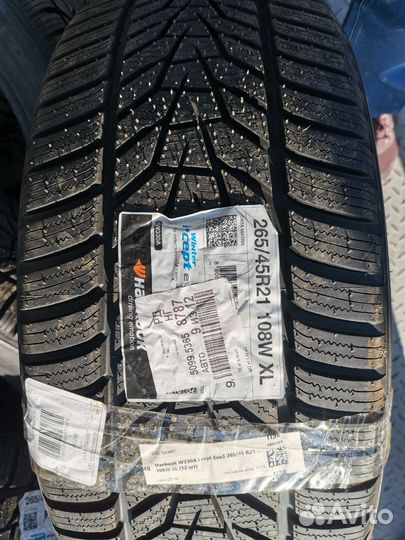 Hankook Winter I'Cept Evo 3 W330A 265/45 R21