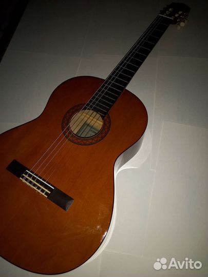Акустическая гитара yamaha c40
