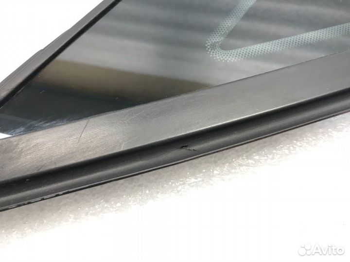 Форточка задняя правая Ford Mondeo седан 2.3 2010