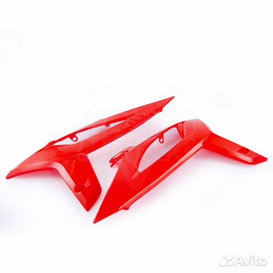 Пластик передний щитки бензобака комплект Beta RR