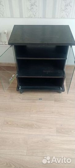 Тумбочка под телевизор