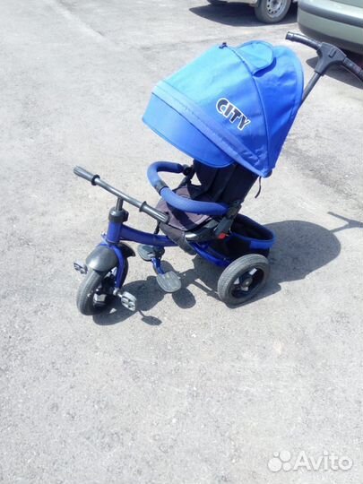 Детский трехколесный велосипед