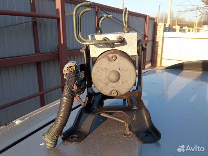 Nissan primera p11 блок абс