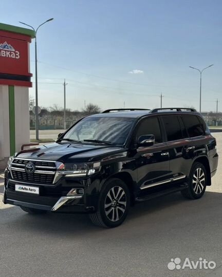 Toyota Land Cruiser 4.5 AT, 2018, 173 000 км
