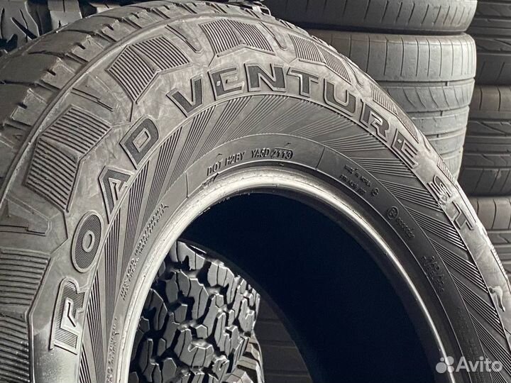 Kumho Road Venture ST KL11 235/75 R16