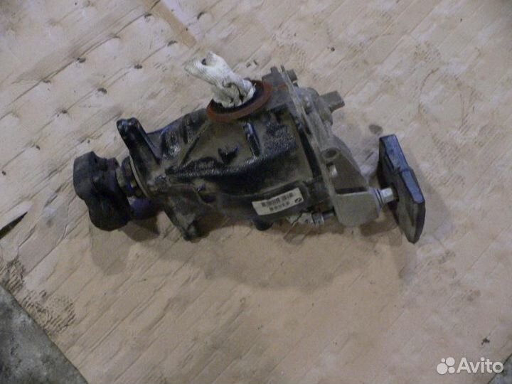 Редуктор заднего моста BMW 1-серия F20/F21 2011