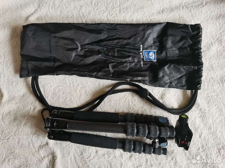 Фото штатив Sirui traveler 5c +голова Sirui G-10KX