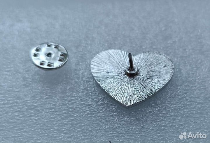 Значок пин Зелёная Планета Сердце новый