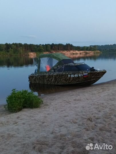 Катер Москва 2