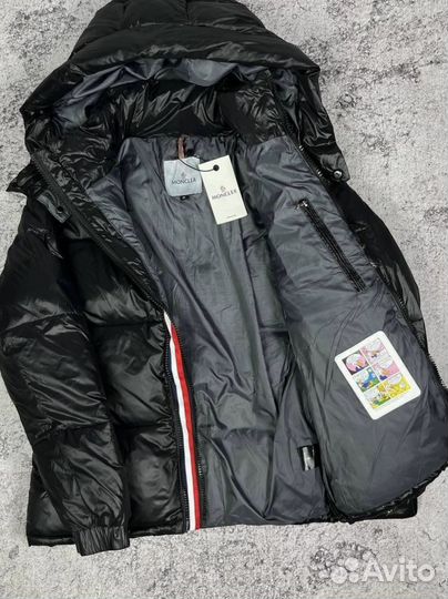 Пуховик Moncler