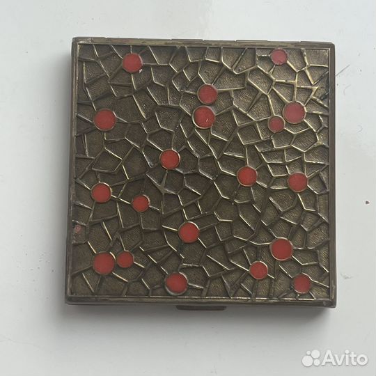 Пудреница с пудрой, СССР