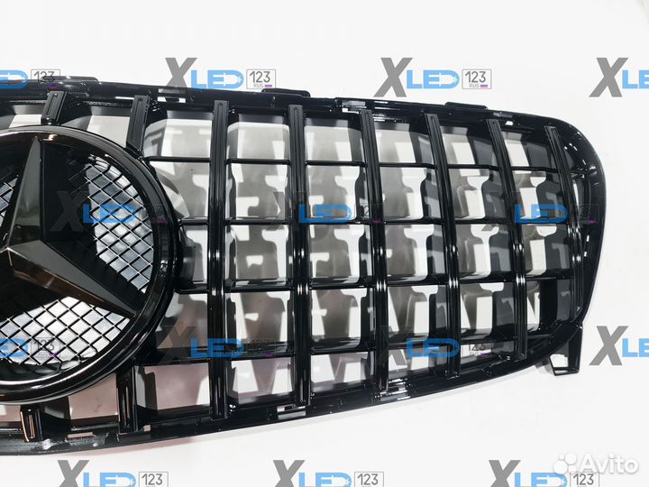 Решетка радиатора Mercedes W156 X156 GT AMG black