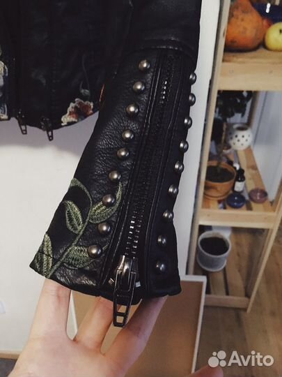 Куртка blanknyc