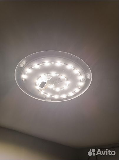 Потолочный светильник светодиодный